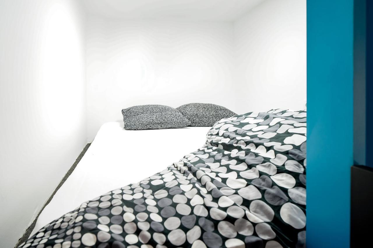 Twin Apartment Budapest Luaran gambar